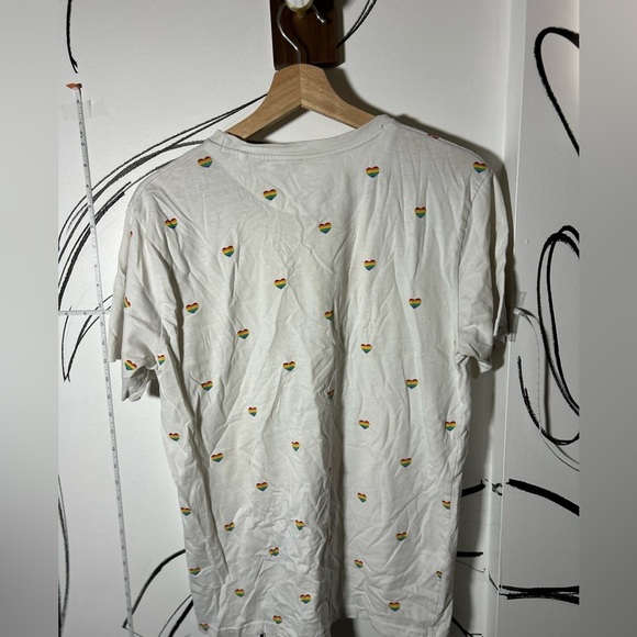 Denim & Flower Rainbow Heart White Tee, Slim Fit Size Medium - Picture 4 of 6